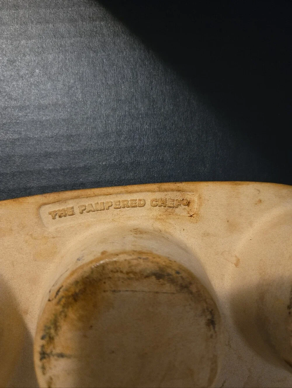 Pampered Chef Stoneware 12 Muffin Cupcake Pan Family Heritage Well Seasoned